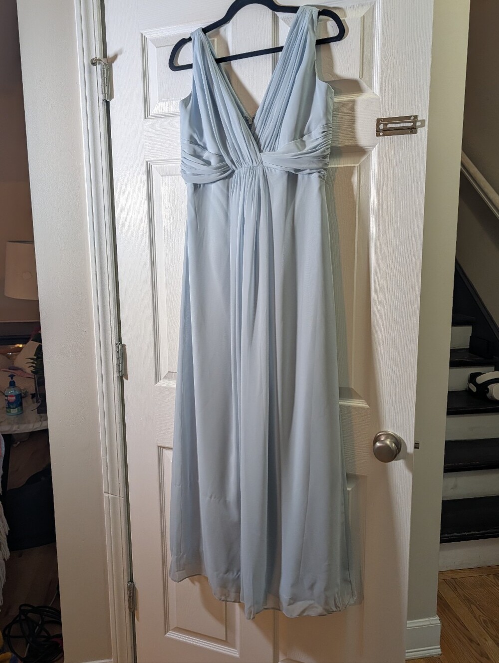 Collection Vivian Diamond Light Blue Chiffon Maxi Gown V-Neck Formal Dress
